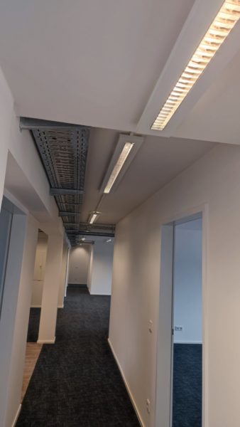 Büro Flur lang und leer