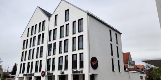 Außenansicht des Humboldt Palais; SHI Gebäudetechnik realisierte Elektroinstallation, Beleuchtung und Gebäudetechnik.